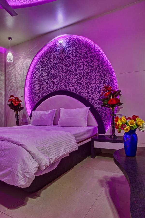 Hotel New Holiday Plaza Nashik Extérieur photo